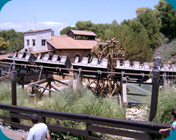 Port Aventura - El Diablo, Tren de la Mina, Minetrain met 3 takelhellingen